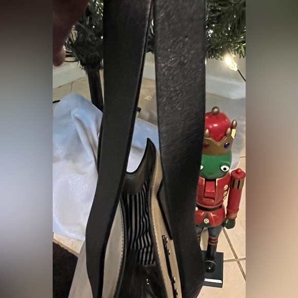 Kate Spade Rectangular Leather Tote/Shopper - Taupe/Black - Picture 5 of 15